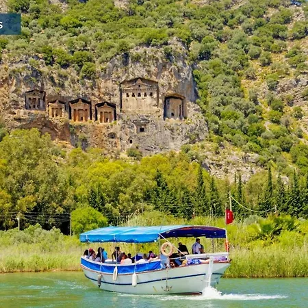 Badem فيلة